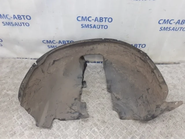 Подкрылок передний левый для Volvo XC70 BZ 2007-2016 на фотографиях