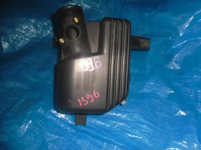 Корпус воздушного фильтра для Suzuki Grand Vitara 2005-2014 на фотографиях