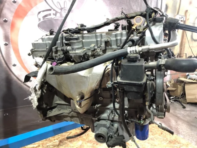 Двигатель для Chevrolet TrailBlazer GMT360 2001-2010 на фотографиях