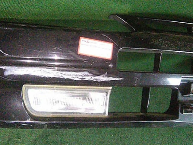 Бампер для Toyota Corolla E110 Хэтчбек 1997-2002 на фотографиях