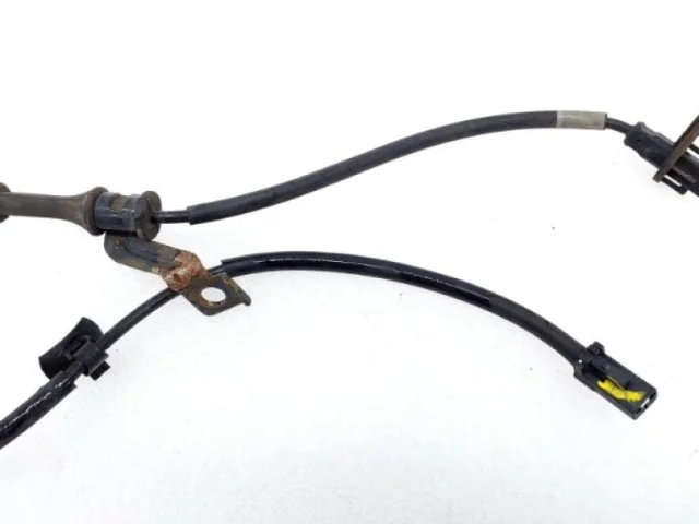 Датчик ABS передний правый для Kia Ceed 2 JD 2012-2016 на фотографиях