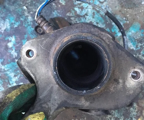 Выпускной коллектор для Toyota RAV4 XA40 2013-2015 на фотографиях