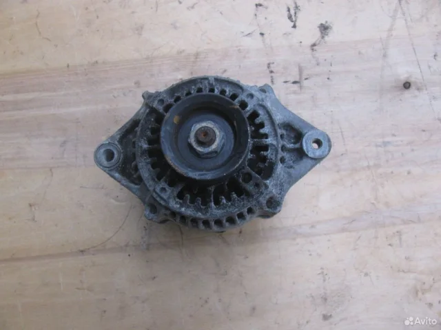 Генератор для Suzuki Swift Хэтчбек 5-d 2004-2010 на фотографиях