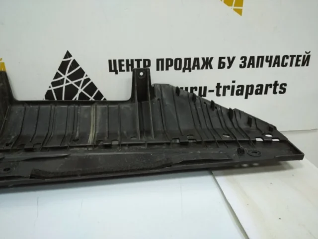 Кожух замка капота для Hyundai Solaris 2 (2017-2022) на фотографиях