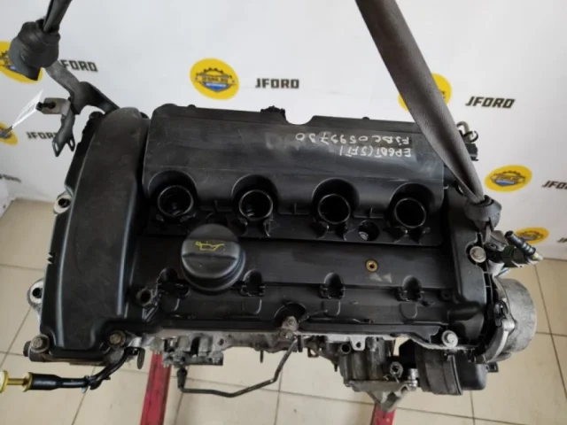 Двигатель без навесного для Peugeot 508 Седан 2011-2018 на фотографиях