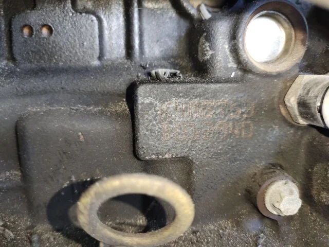 Двигатель без навесного для Renault Logan 2018+ (L8 rest.) на фотографиях