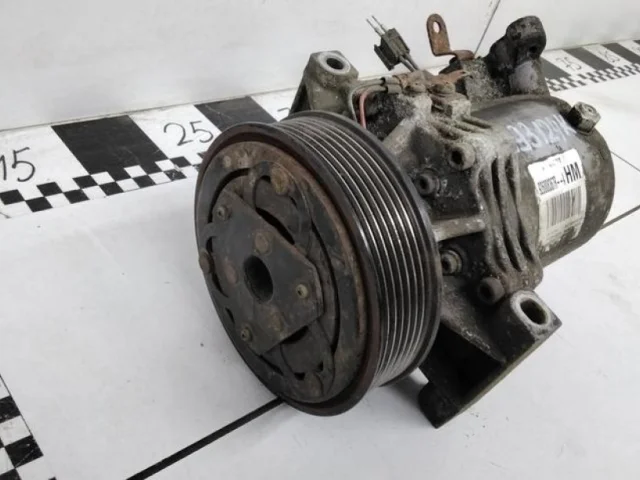 Компрессор кондиционера для Renault Duster HS 2010-2015 на фотографиях