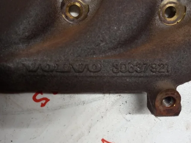 Выпускной коллектор для Volvo XC90 I C 2002-2014 на фотографиях