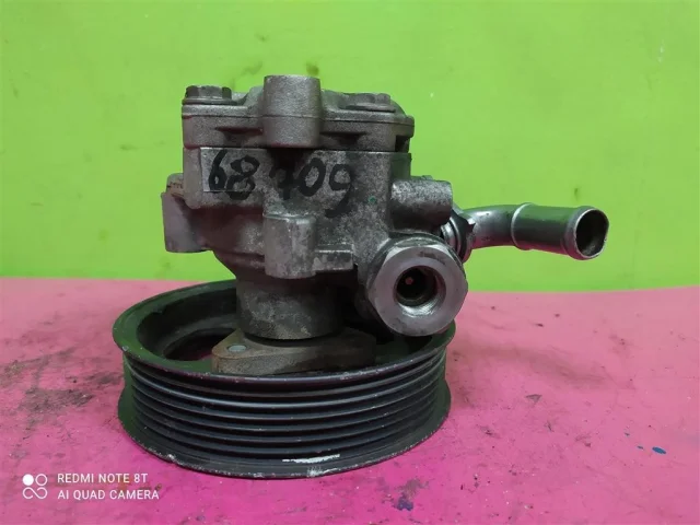 Насос ГУР для Volkswagen Touareg I (7L) 2002-2010 на фотографиях