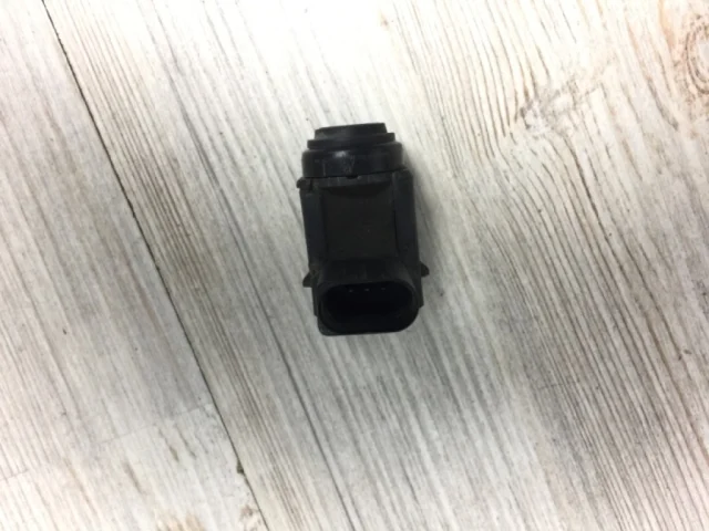 Парктроник передний для Volkswagen Touareg I (7L) 2002-2010 на фотографиях