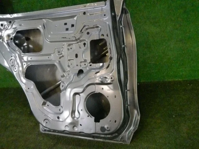 Дверь задняя левая для Nissan X-Trail T32 RU 2015-2022 на фотографиях