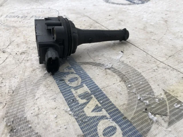 Катушка зажигания для Volvo XC90 I C 2002-2014 на фотографиях