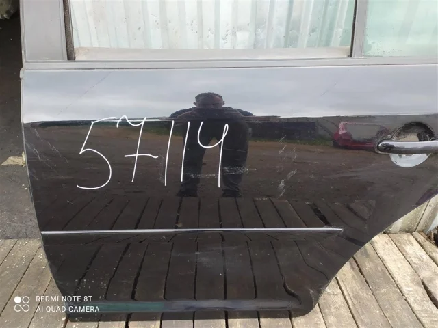 Дверь задняя левая для Volkswagen Touran 1T 2003-2015 на фотографиях