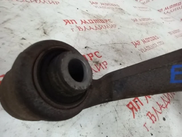 Рычаг задний левый нижний для Suzuki Grand Vitara 2005-2014 на фотографиях