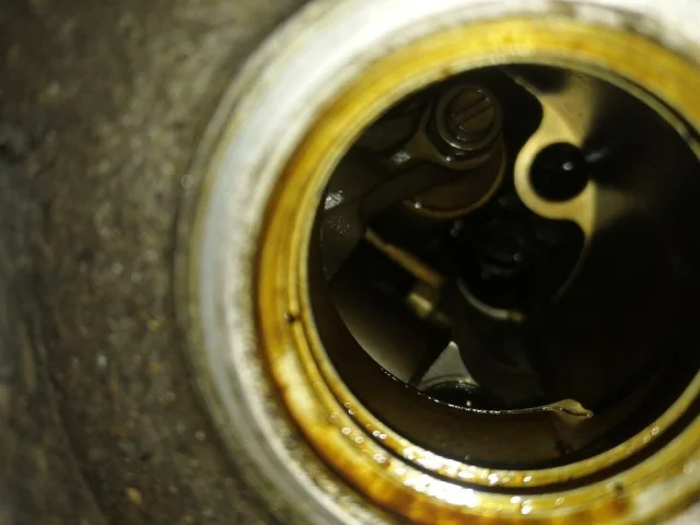 Двигатель для Honda Stream RN1-RN5 2000-2006 на фотографиях