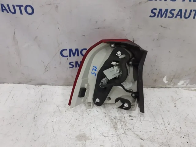 Фонарь внешний правый для Volvo XC70 BZ 2007-2016 на фотографиях