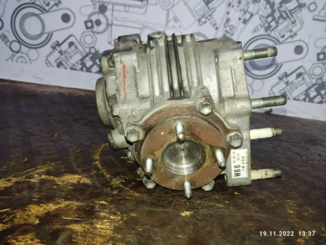 Редуктор переднего моста для Toyota RAV4 XA40 rest 2015-2019 на фотографиях