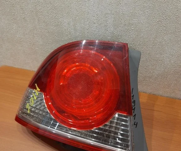 Фонарь левый для Honda Civic FA 2005-2010 седан на фотографиях