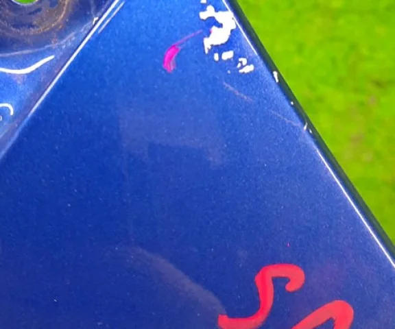 Крылья для Toyota Corolla E120/E130 Хэтчбек 2001-2007 на фотографиях