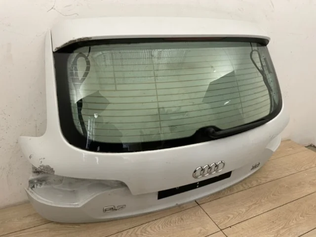 Дверь багажника для Audi Q7 4L 2005-2015 на фотографиях