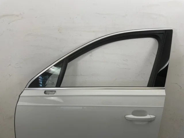 Дверь передняя левая для Audi Q7 4M 2015+ на фотографиях