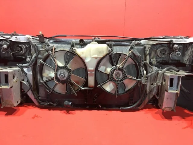 Решетка радиатора для Honda Accord 7 2002-2008 на фотографиях