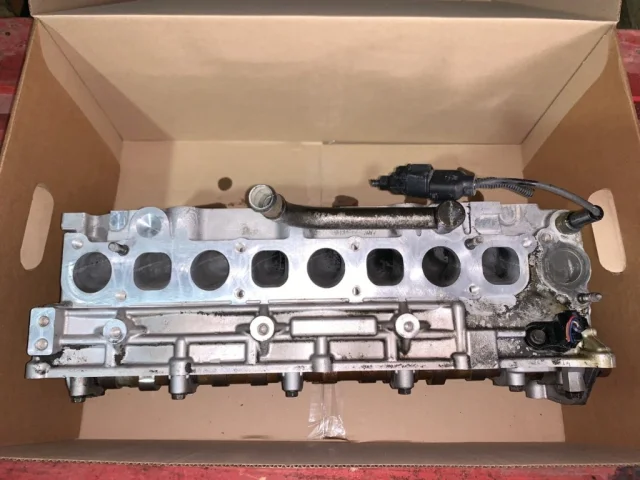 ГБЦ для Hyundai Starex A1 1997-2007 на фотографиях