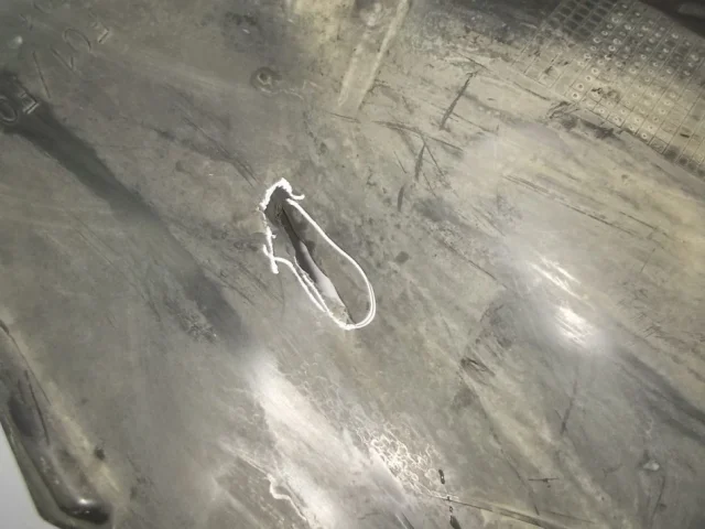 Подкрылок передний правый для BMW 7er F01, F02, F03, F04 2008-2015 на фотографиях