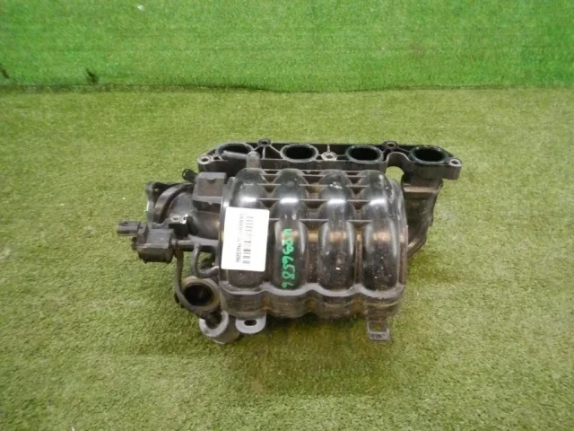 Впускной патрубок воздушного фильтра для Hyundai Solaris 2 (2017-2022) на фотографиях