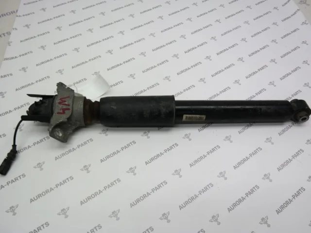 Амортизатор задний правый для Audi Q7 4M 2015+ на фотографиях