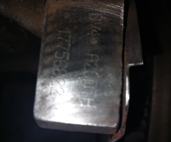 Двигатель без навесного для Opel Insignia Универсал A 2008-2017 на фотографиях