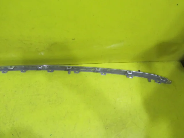 Накладка заднего бампера для Volkswagen Touareg II (7P5) Rest 2014-2018 на фотографиях