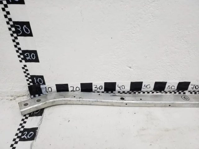 Панель радиатора (телевизор) для BMW X3 G01 2017-2023 на фотографиях