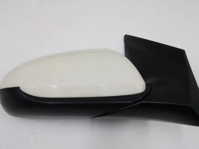 Зеркало заднего вида (в салоне) для Hyundai Solaris 2 (2017-2022) на фотографиях