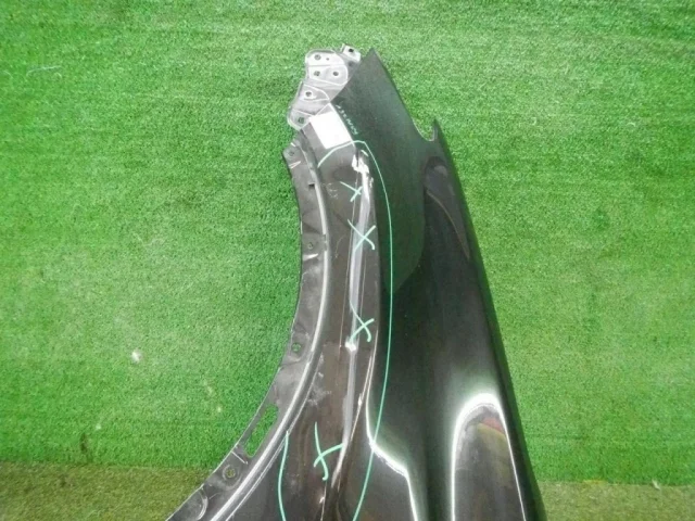 Крыло правое для Toyota RAV4 XA40 rest 2015-2019 на фотографиях