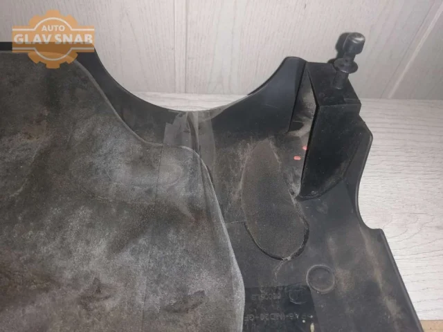 Пластиковая крышка двигателя для Nissan X-Trail T31 RU 2007-2014 на фотографиях