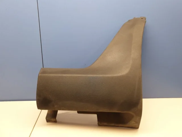 Накладка порога левая для Volvo XC70 BZ 2007-2016 на фотографиях