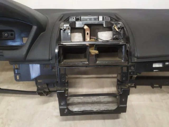 Торпедо (в сборе) для Mitsubishi Galant Седан DJ1A 2005-2012 на фотографиях