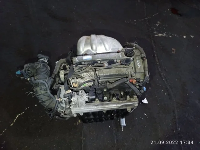 Двигатель без навесного для Toyota RAV4 XA20 3 door 2000-2005 на фотографиях