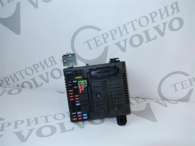 CEM Центральный электронный модуль для Volvo XC90 I C 2002-2014 на фотографиях