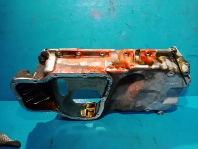 Поддон картера для Mitsubishi Outlander 1 CU0W 2002-2009 на фотографиях