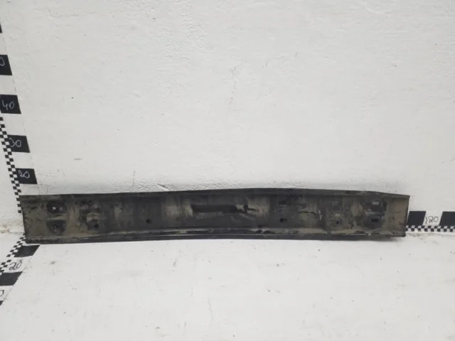 Усилитель заднего бампера для Toyota Corolla E140/E150 Седан 2006-2013 на фотографиях