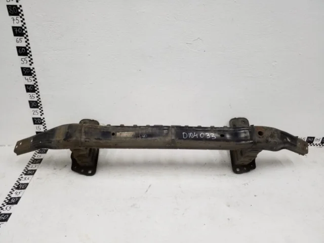 Усилитель бампера передний верхний для Mercedes-Benz GLE class W166 2015-2018 на фотографиях