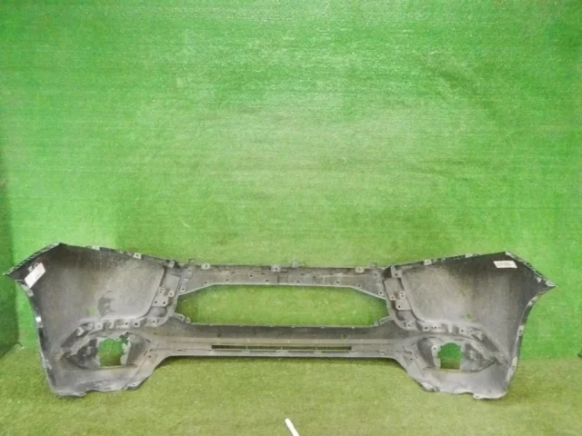 Накладка переднего бампера для Mitsubishi Pajero Sport KS0W 2016+ на фотографиях