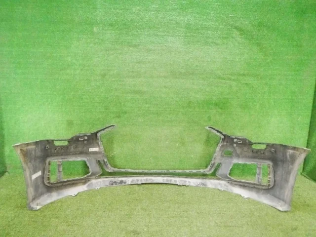 Бампер для Audi A6 C8 Allroad quattro 2019+ на фотографиях