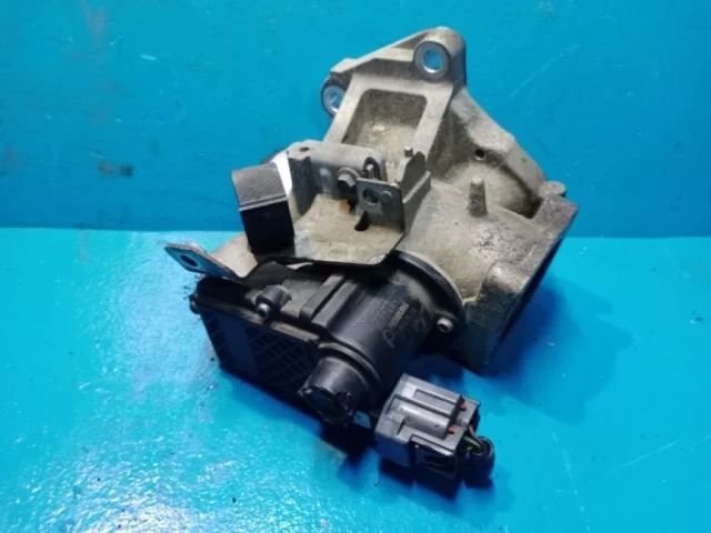 Клапан EGR для Volvo XC90 I C 2002-2014 на фотографиях