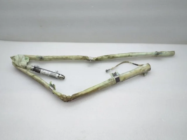 Шторка безопасности левая для BMW X5 Е70 2006-2013 на фотографиях