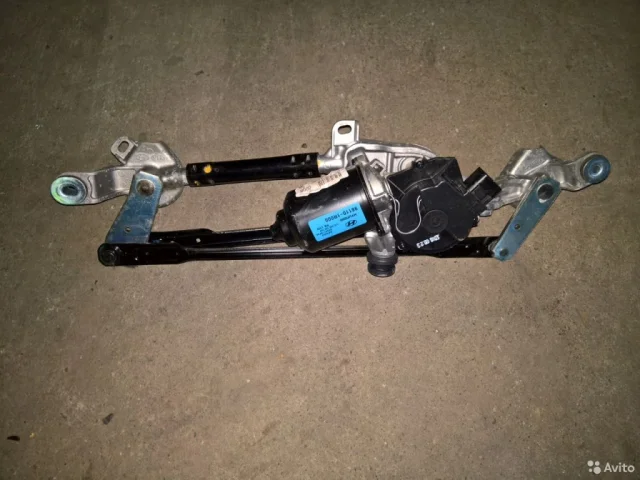 Мотор стеклоочистителя для Hyundai Solaris 1 RB (2011-2013) на фотографиях