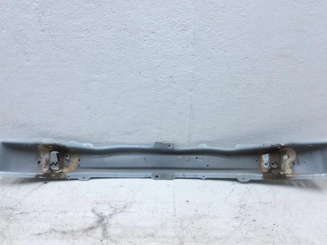 Усилитель переднего бампера для Renault Logan 2005-2015 (LS) на фотографиях