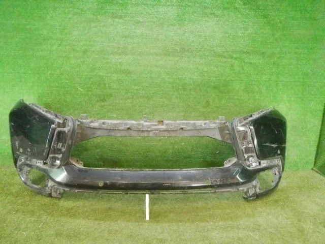 Накладка переднего бампера для Mitsubishi Pajero Sport KS0W 2016+ на фотографиях